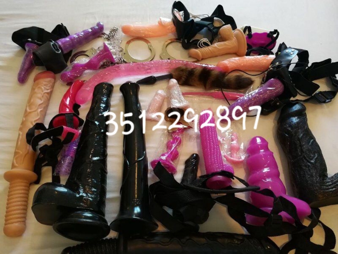 Annuncio Escort Ads - METTIMELO OVUNQUE::POMPINO PICANTISSIMO CON RESUCUIO,INGOIO 100X100 IL TUO NECTAR BELLO CALDO, PER PORTARTI IN PARADISO.SONO COMPLETA DELLA A ALLA Z