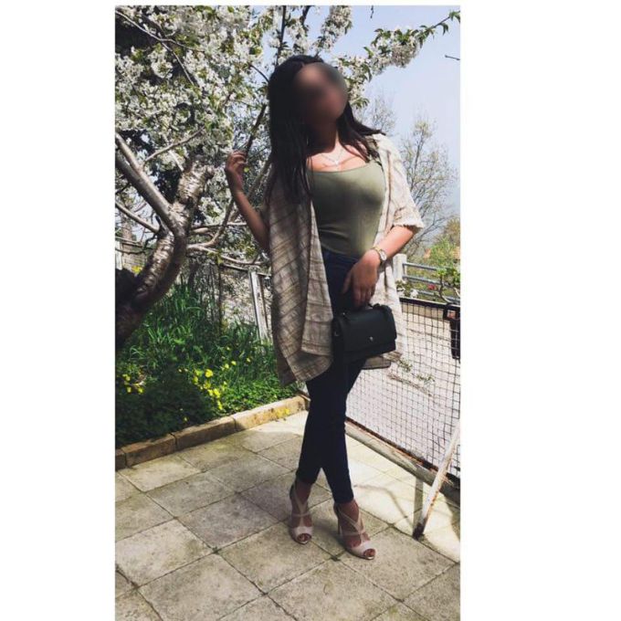 Annuncio Escort Ads - Simona la ragazza italiana appena arrivata - La ragazza della porta accanto!