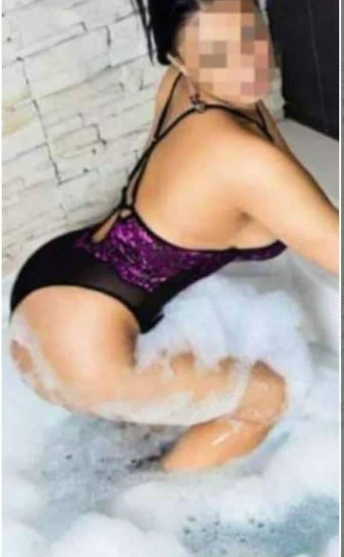 Annuncio Escort Ads - DONNA MATURA APENA ARRIVATA PRIMA VOLTA IN CITT