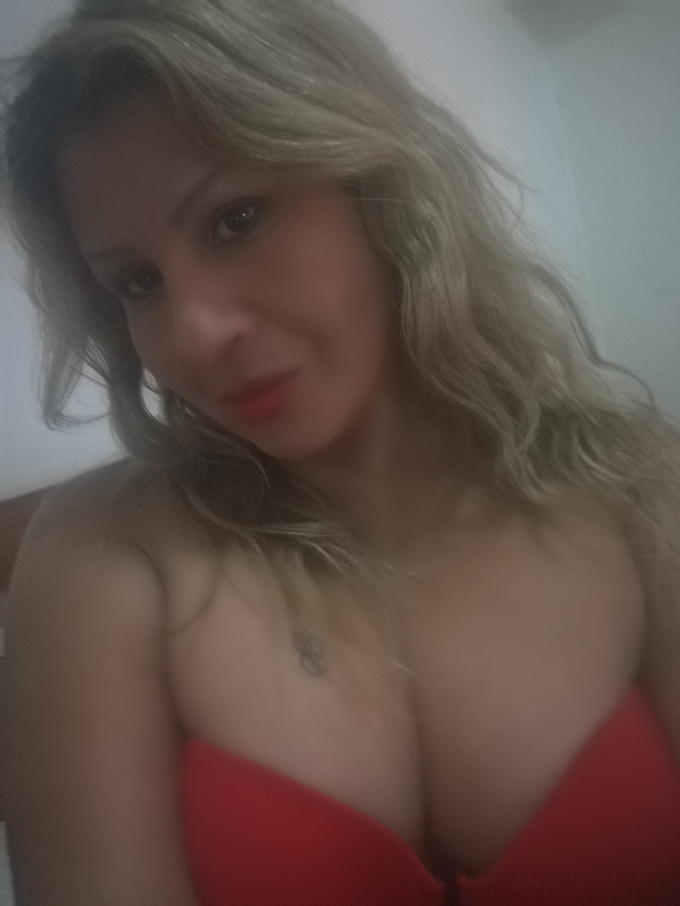 Annuncio Escort Ads - A MILAZZO ..... APPENA ARRIVATA .... SUDAMERICANA BELLA COLOMBIANA ...MI PIACE ESSERE LECCATA BE