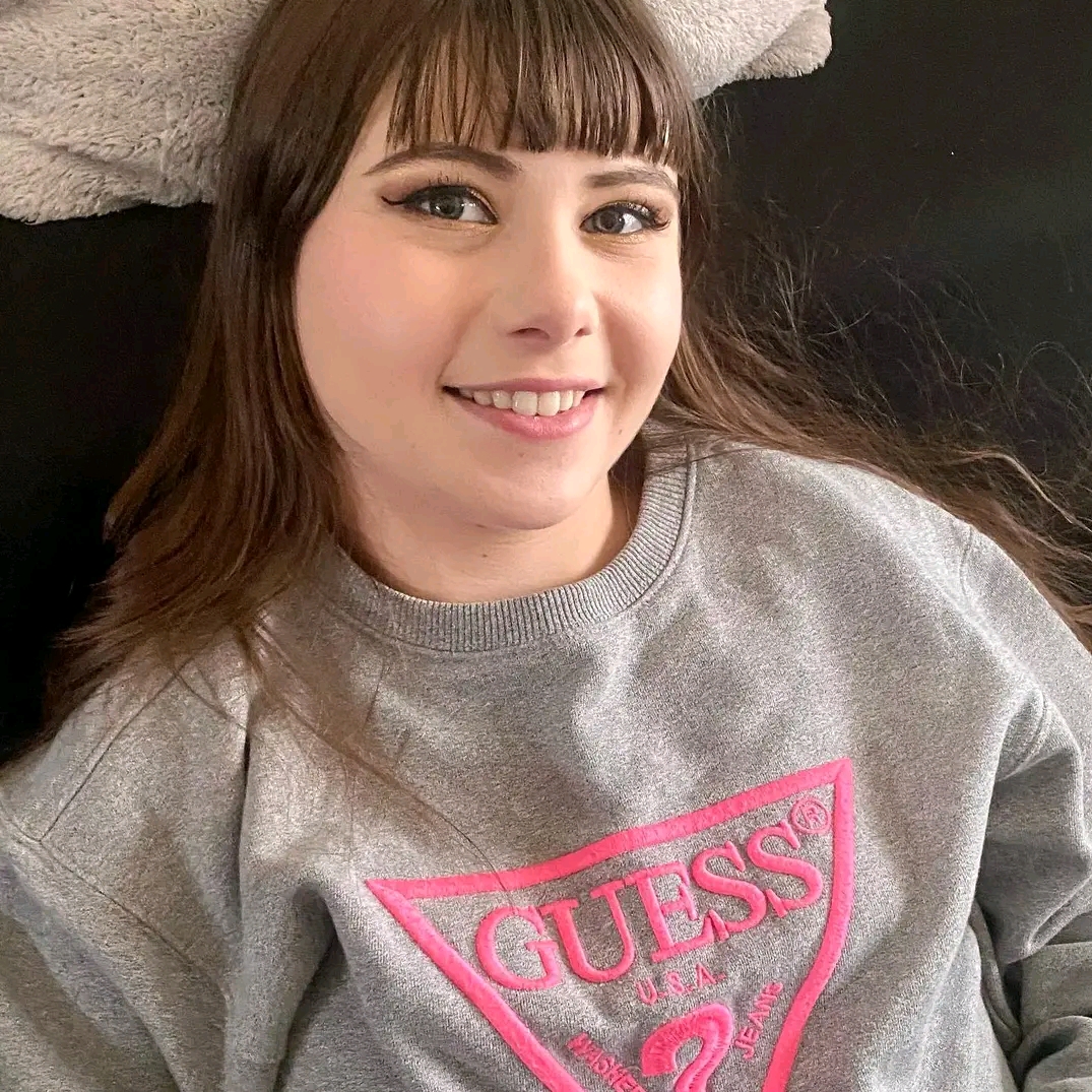 Annuncio Escort Ads - ragazza di scorta