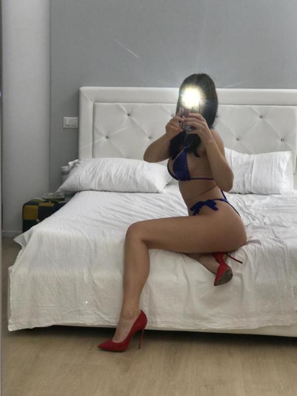 Annuncio Escort Ads - FURIO CAMILLO-NEW NEW NEW LAURA BAMBOLINA TI SFIDO A SCOPRIRE OGNI LATO DI ME E GODERE DELLA MIA BELLISSIMA PRESENZA A 360 GRADI, FINO A SCOPPIARE