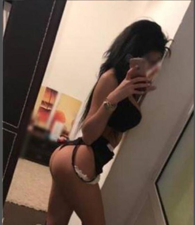 Annuncio Escort Ads -  NEW IN ZONA        APPENA ARRIVATA    LAICA  UN VERO VULCANO DI PIACERE  PER FORTI EMOZIONI  