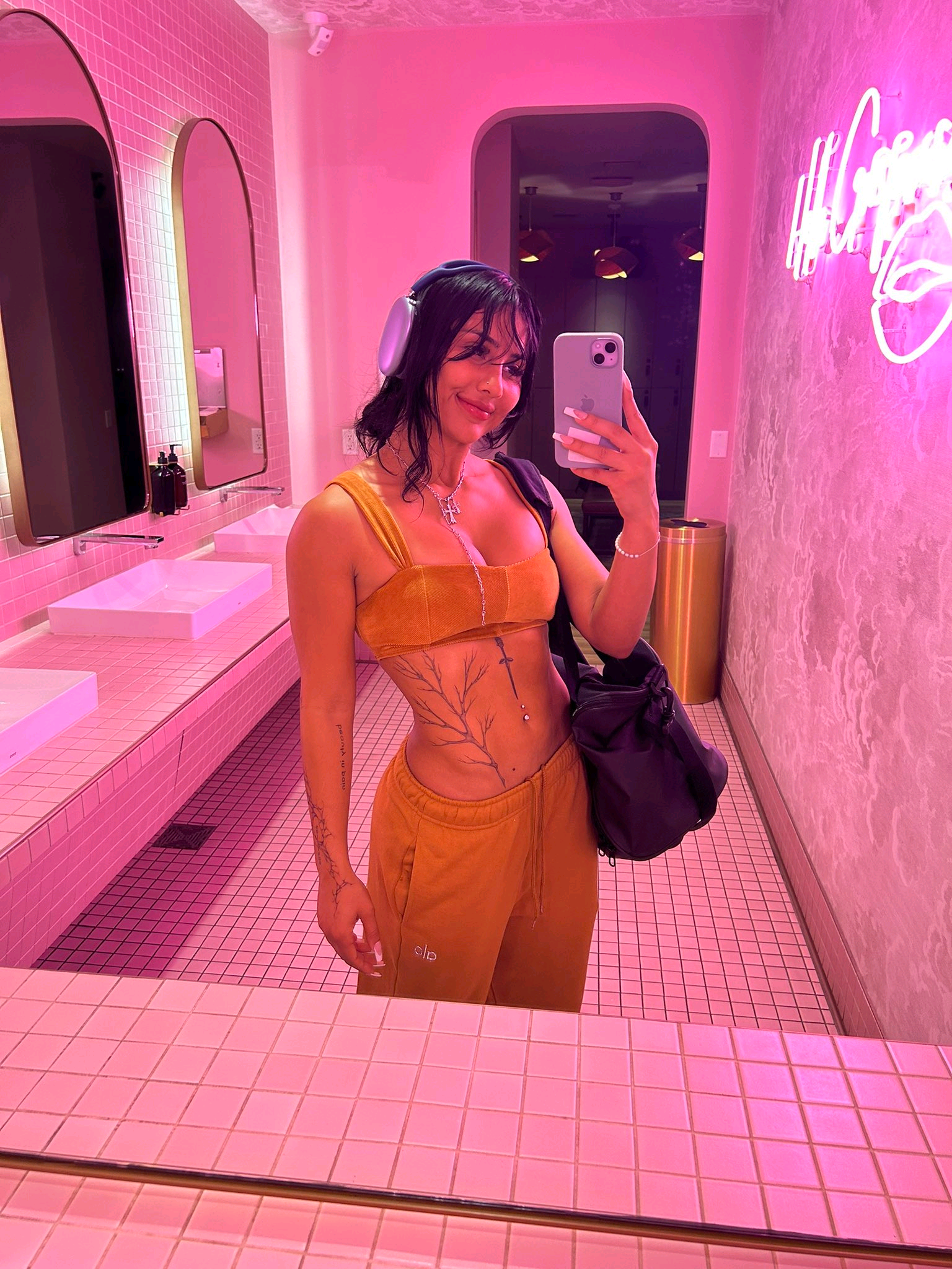 Annuncio Escort Ads - CHIAMO CLARA , SONO FRANCESE E SONO DISPONIBILE PER TUTTE LE TUE ESIGENZE