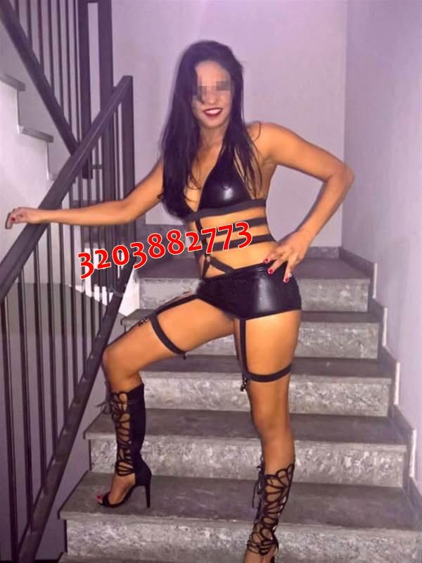 Annuncio Escort Ads - NEW AMANDA BELLISSIMA SESSO MASSAGGIO.CALDO LINGAM.TANTRICO PIOGGIA DORATA BACIO