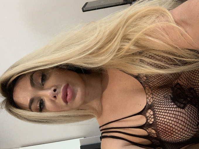 Annuncio Escort Ads - @@@ GRETA VULCANO TRANS @@@ DA ME O DA TE... CAR SX    