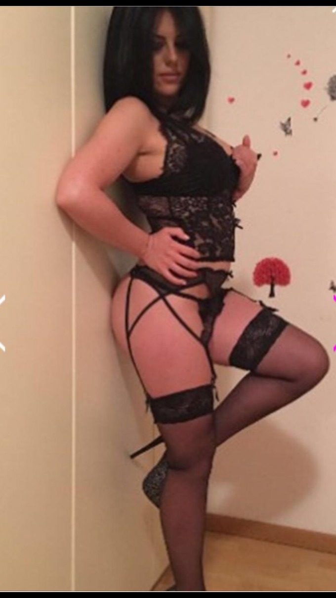 Annuncio Escort Ads - APPENA ARRIVATA ALICE 25ENNE (24/24) STUDENTESSA ITALO-SPAGNOLA COMPLETISSIMA!FOTO 100%REALI