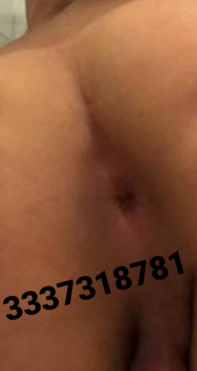 Annuncio Escort Ads - amico      NIKY SUPER TRANS CALIBRO 22 UNICA              ATTIVISSIMA E PASSIVA!!! PORCA PIENA DI LATTE            