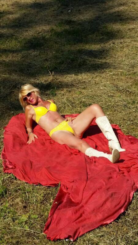Annuncio Escort Ads - Primissima volta a SALUZZO. Italiana.. Donna di classe elegante e sensuale.. un mix di fascino e passione. Foto reali..