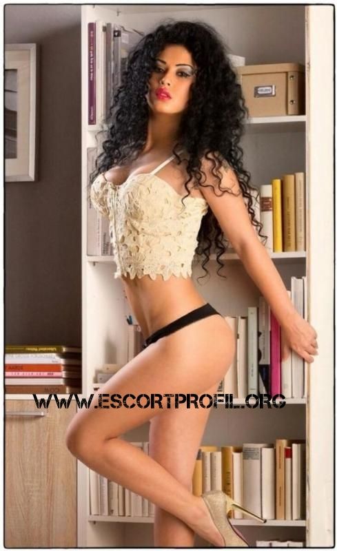 Annuncio Escort Ads - KATTY SONO PROVOCANTE E SEXY FOTO ORIGINALISSIME E RECENTI E SONO LA REGINA DEL POMPINO LENTO