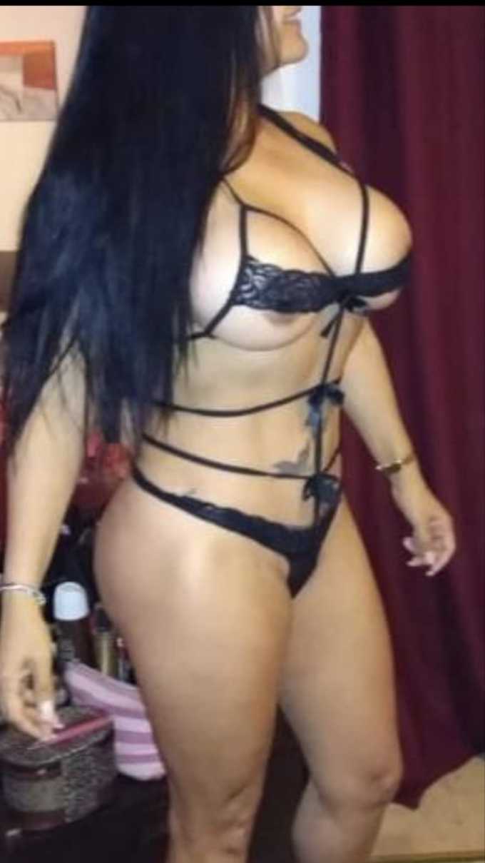 Annuncio Escort Ads - SFFUGIRE ALLA ROUTINE    24su24 Super Tetona Top Class le emozioni non si rifiutano.