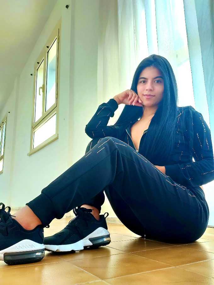 Annuncio Escort Ads - TANIA.... BELLA LATINA MOLTO SEXY            