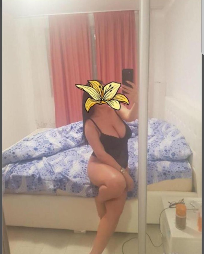 Annuncio Escort Ads - VERA NOVITA SAR  ..AMANTE DEL PIACERE SENZA FRETTA SEDUCENTE, AUTENTICA PORCELLINA DALLE MILLE FANTASIE EROTICHE.