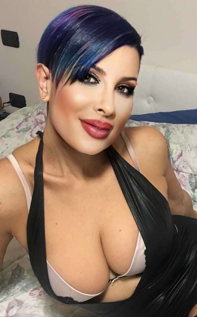 Annuncio Escort Ads - Massaggi tantra, body massage, Prostatico , giochi di ruolo, piedi, strap on, pissing, dominazione