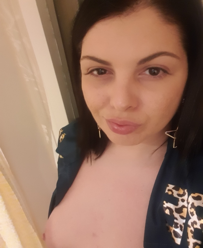 Annuncio Escort Ads -     ITALIANA      GIORGIA          FOTO REALI COME MAMMA MI HA FATTA     COMPLETA    