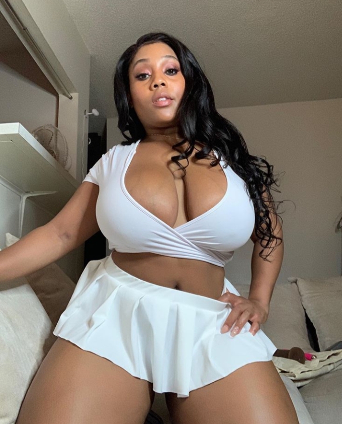 Annuncio Escort Ads - LAURA 9 DE SENO N. APPENA ARRIVATA*** BOCCHINA DI FRAGOLA SOLO PER TE!!!CHIAMAMI SONO COMPLETISSIMA