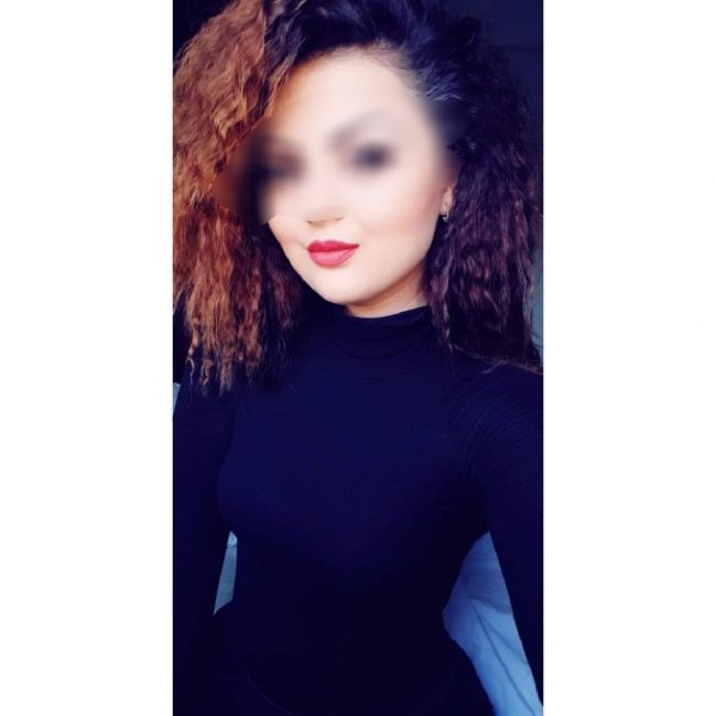 Annuncio Escort Ads - Elisa bellissima ragazza Italiana , tutta da assaggiare... coinvolgente completissima per passare momenti di relax.