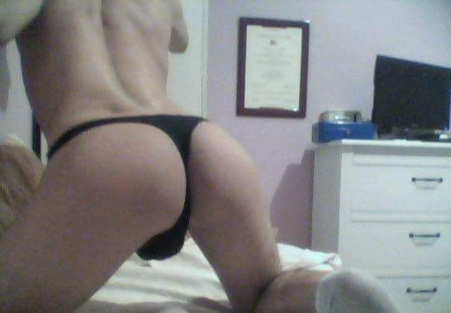 Annuncio Escort Ads - Gabriele l'angelo del sesso         giovane caldo appassionato fisico da urlo, assaggiami 