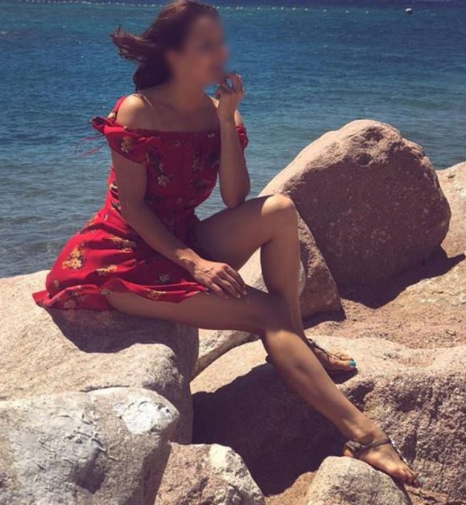 Annuncio Escort Ads - REBECCA FINE ED ELEGANTE, MASSAGGI EROTICI e non solo.