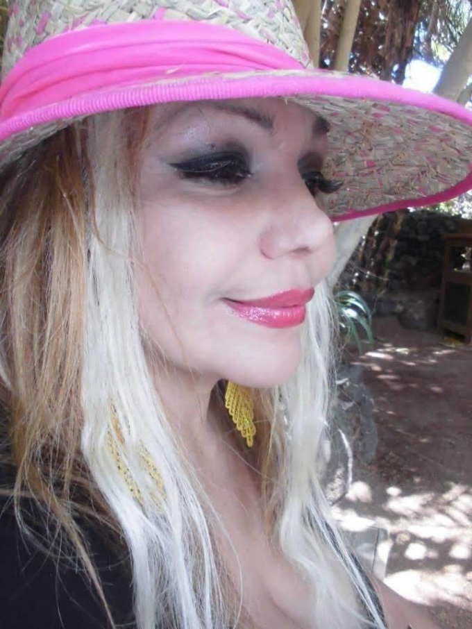 Annuncio Escort Ads - pamelita!!! SEXY DA PERDERE I SENSI . ..MASSAGGI RELAX ..REGGINA DELL LATO B E DEL