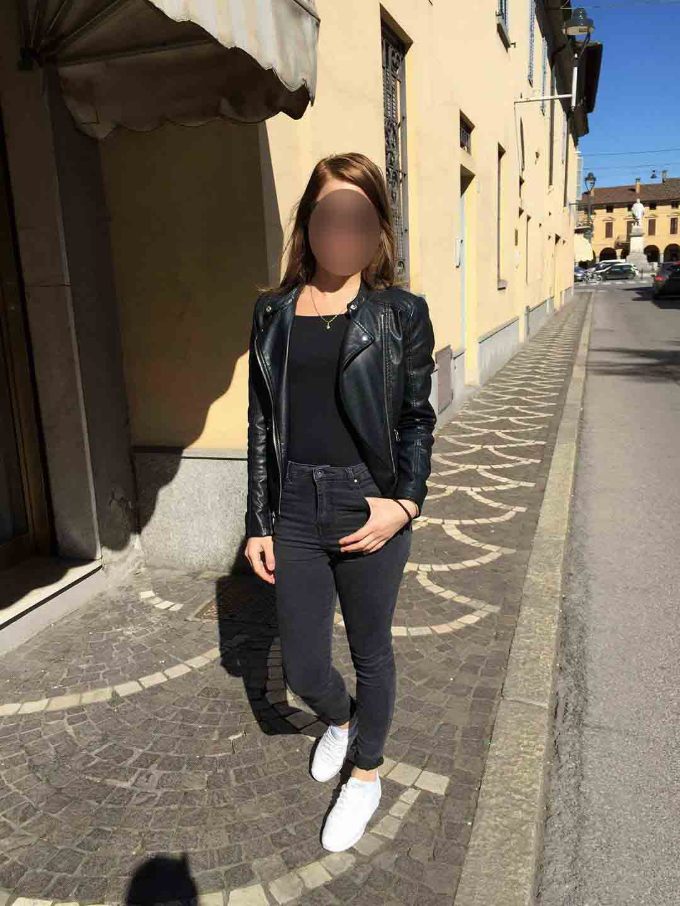 Annuncio Escort Ads - Valentina bellissima italiana solo contatto whatsapp ricevo in ambiente molto tranquillo