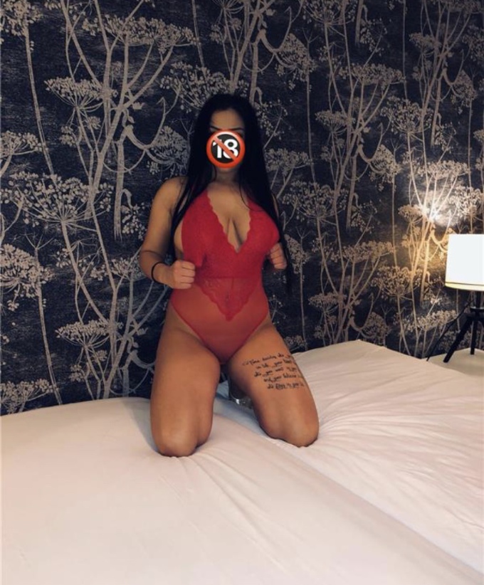 Annuncio Escort Ads - PRIMA VOLTA IN EXCLUSIVISSIMA ADELINA BELLA DA FAR INPAZZIRE QUALSIASI UOMO.PULITA DELICATA COMPLETISSIMA