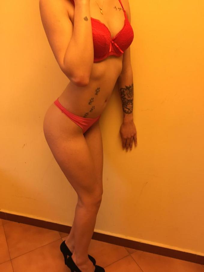 Annuncio Escort Ads - NON RISPONDO A ANONIMI NON RISPONDO SU WHATSAPP Maria bellissima ragazza rumena di 20 ani