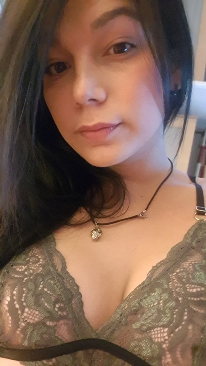 Annuncio Escort Ads -         ANGEL        ATTENZIONE ULTIMI GIORNI BELLA TRANS SONO COSI PORCA-VIZIOSA CON UN FISICO DA PORNO STAR DOTATA POTENTISSIMA 