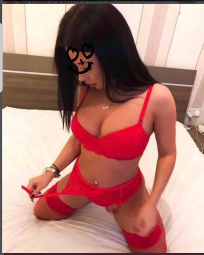 Annuncio Escort Ads - PRIMA VOLTA     DEA     ARRAPANTE BAMBOLA STUDENTESSA VERA MAIALA TI BACIO CON LINGUA 69 DA URLO.