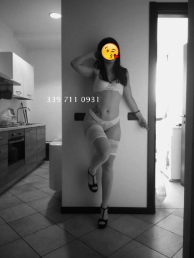 Annuncio Escort Ads -      ITALIANA       X IL MASSIMO RELAX     IGIENE PULIZIA E PRIVACY E TANTO SESSO.. solo per italiani