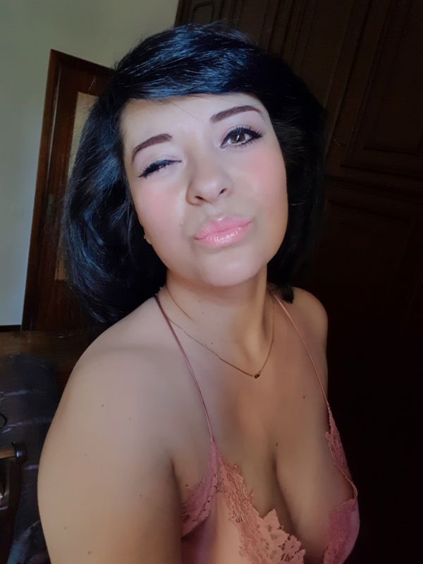 Annuncio Escort Ads - CIAO SONO ELENA. RAGAZZA UCRAINA.SONO DOLCE E SOLARE.