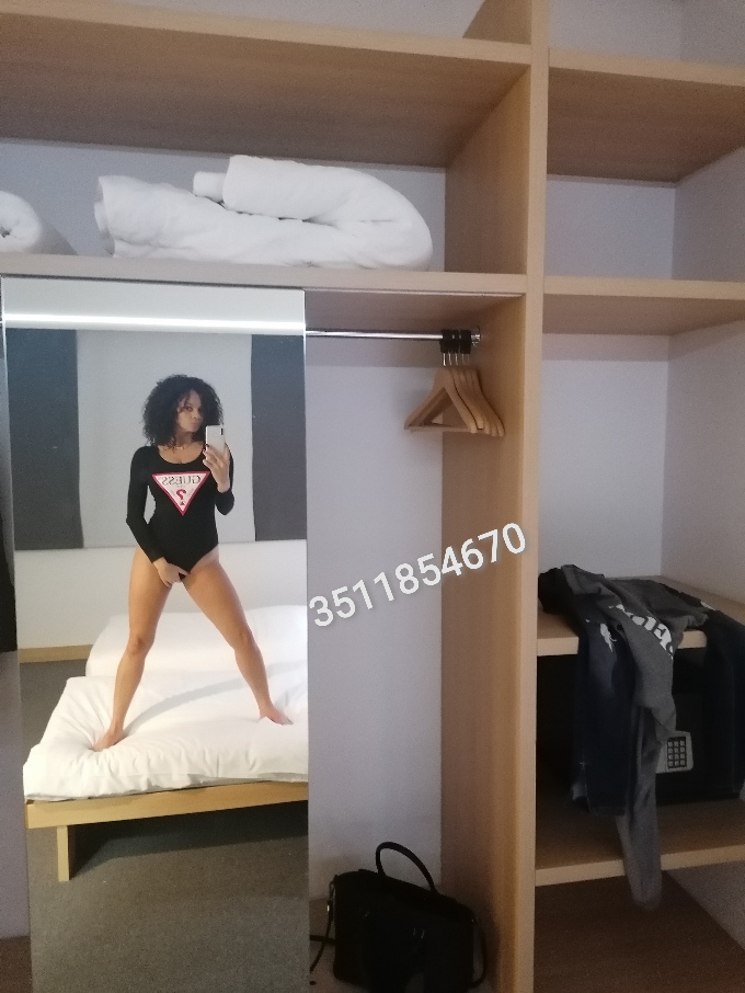 Annuncio Escort Ads - TOP CLASS DONNA HONEY DISPONIBILE ANCHE PER CENE E VIAGGI SOLO PER VERI (SIGNORI) COMPLETISSIMA