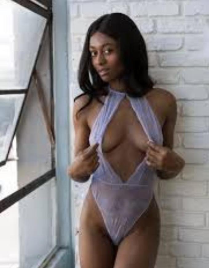 Annuncio Escort Ads - NEW DOC IN CITT