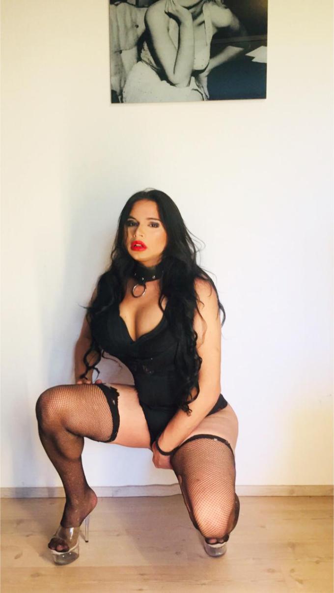 Annuncio Escort Ads - SUPERNOVIT A STRADELLA EVALUNA TRANS 21 CM ATTIVISSIMA ....E ANCHE PASSIVA MOLTO PORCA ....GIOVANNI 20 ANNI 24/24 NON STOP.