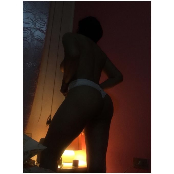 Annuncio Escort Ads - Sono Mariana          una ragazza che ti dar