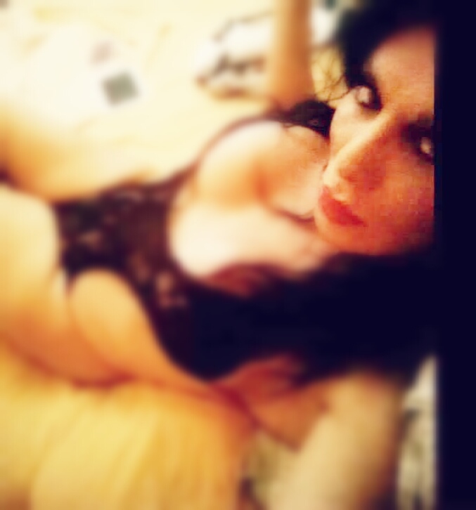 Annuncio Escort Ads - Trans tanto porca e perversa sfonda il culo del suo amichetto gay. Vieni a godere con noi
