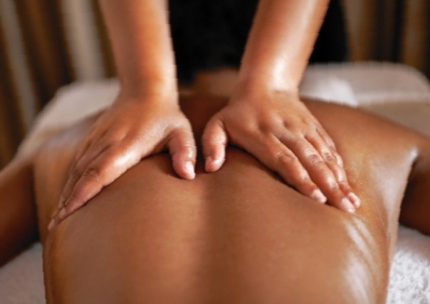 Annuncio Escort Ads - MASSAGGIATRICE =(3 massaggi in uno( FIKA, tette, lingua= MASSAGGO (ANTISTRESS - TANTRA) Vero RELAX + FINAL.