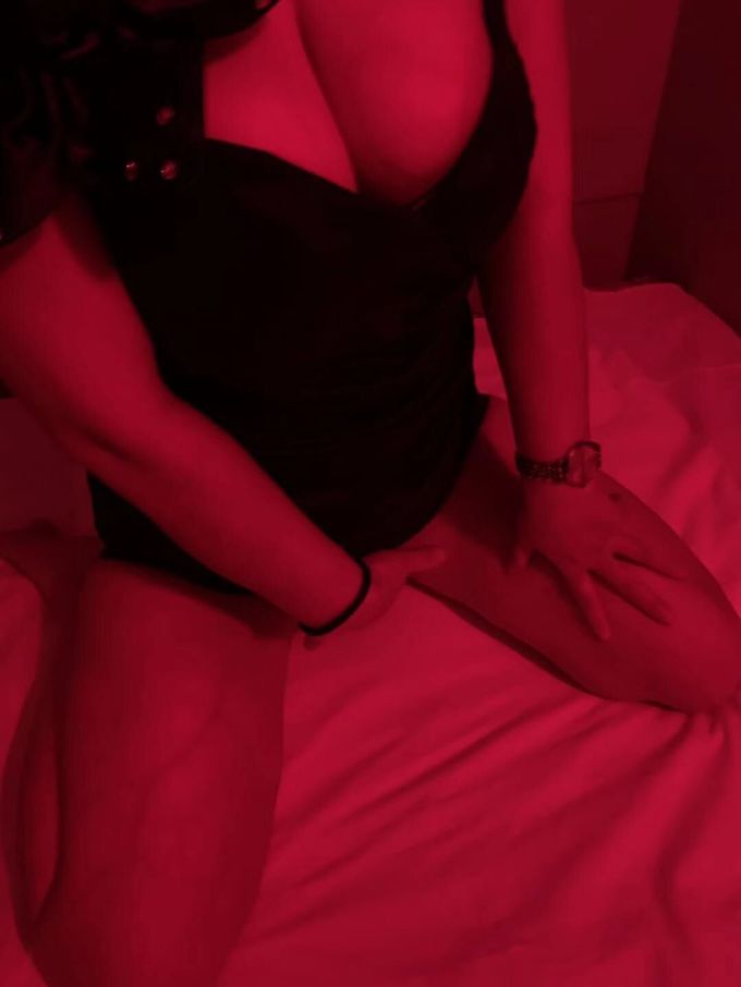 Annuncio Escort Ads - Bollente TOP GIRL ORIENTALE!! HAI PROVATO IL SAPORE SONO IO!!