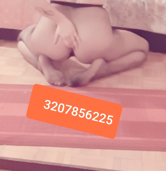 Annuncio Escort Ads - Sono elegante, molto bella, sexy, simpatica, dolce e sensuale. Intrigante, affettuosa e raffinata.