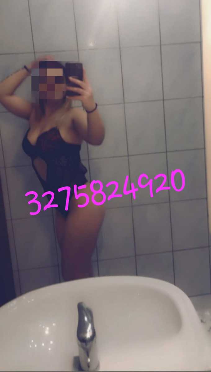 Annuncio Escort Ads -              NOVITA A FOGGIA GIOVANE MOLTO TROIA ITALIANA IO RESTO A CASA CON LA FIGA CHE MI BOLLE         