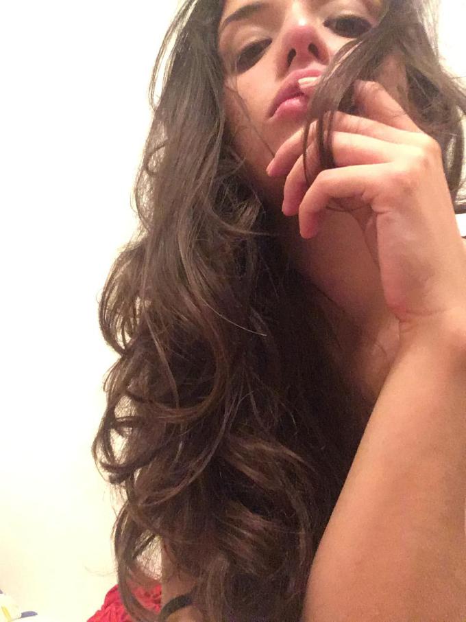 Annuncio Escort Ads - 20ENNE LUNa NOVIT ASSOLUTA GIOVANISSIMA STUDENTESSA ITALIANA DOC UNIVERSITARIA 1PRIMA ESPERIENZA