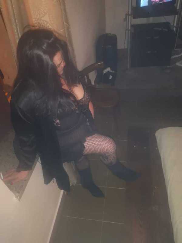 Annuncio Escort Ads - VERA MILF NAPOLETANA     100% COMPLETA TI FAR