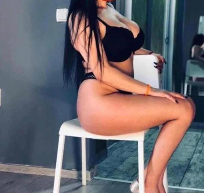Annuncio Escort Ads - NEW NEW PRIMA VOLTA IN ZONA... BELLISSIMA ......APPENA ARRIVATA, DOLCE, SENSUALE E SEDUCENTE SONO COMPLETISSIMA... PASSIONALE,