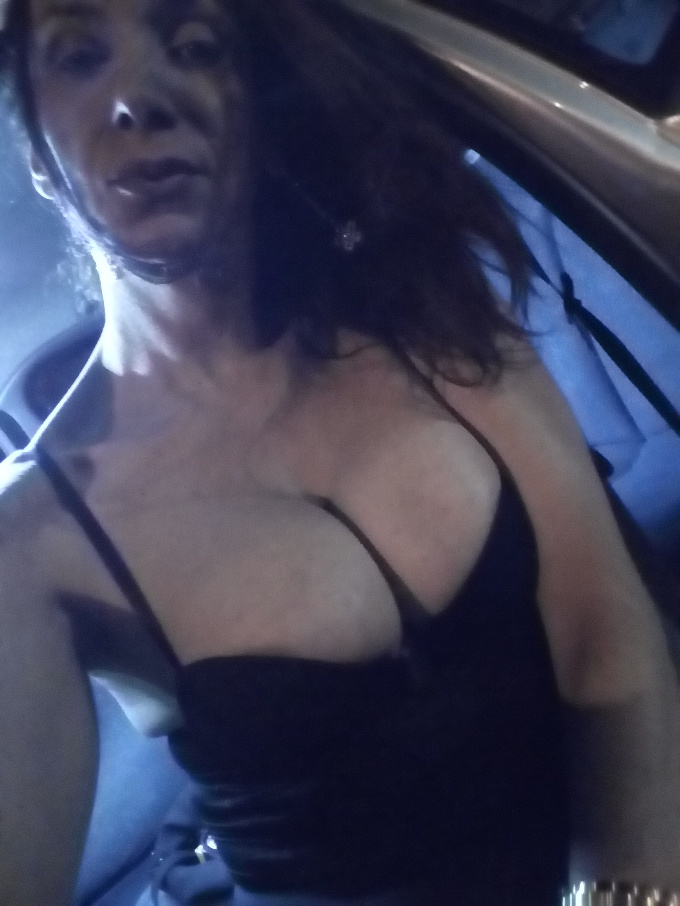 Annuncio Escort Ads - Debora Trans Tornata! BEVI SANO BEVI ITALIANO, TUO DOMICILIO, hotel,car sex...
